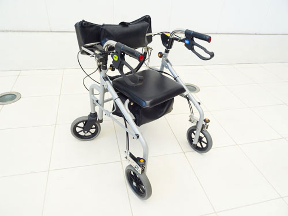 介護用品　販売