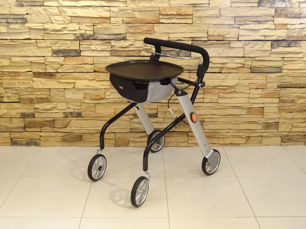 介護用品　販売