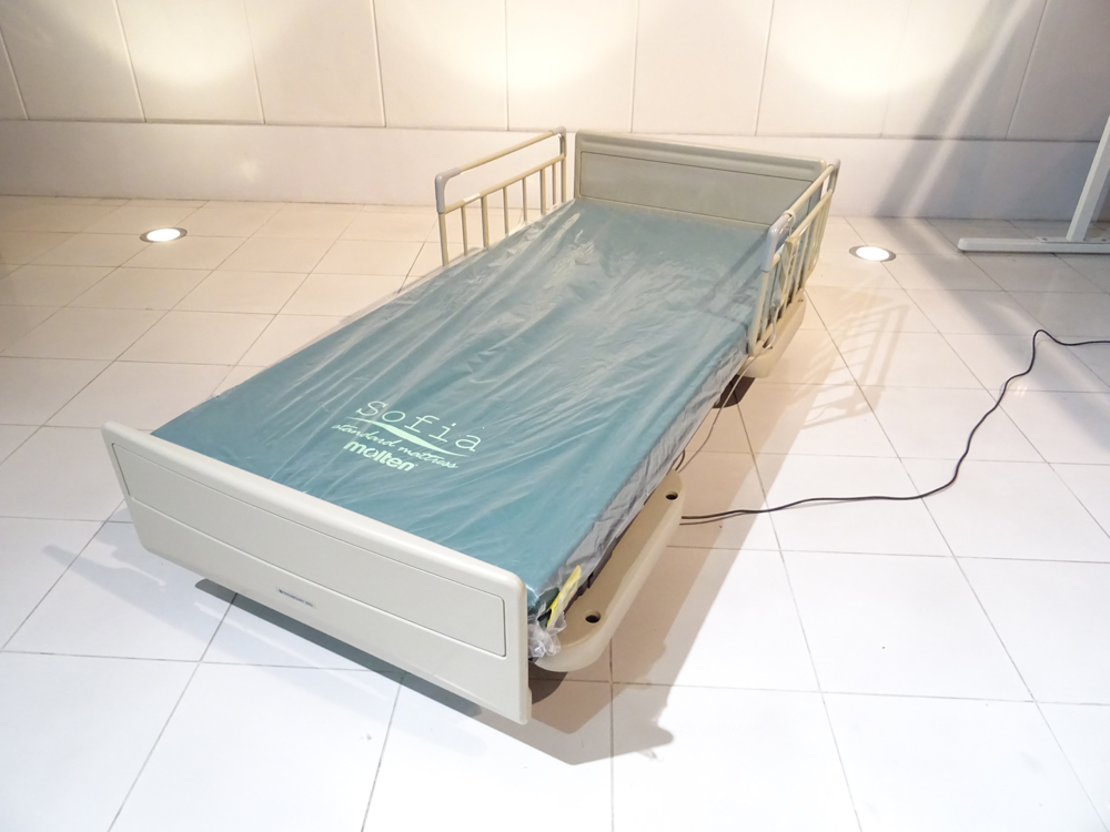 介護ベッド　中古販売