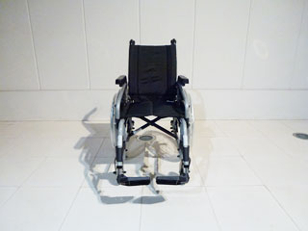 介護用品　車椅子