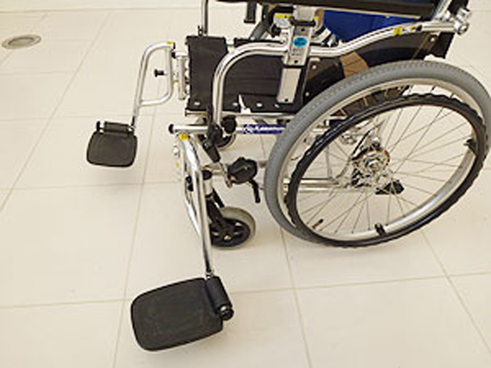 介護用品　車椅子