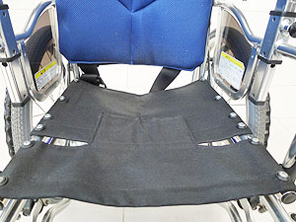 介護用品　車椅子