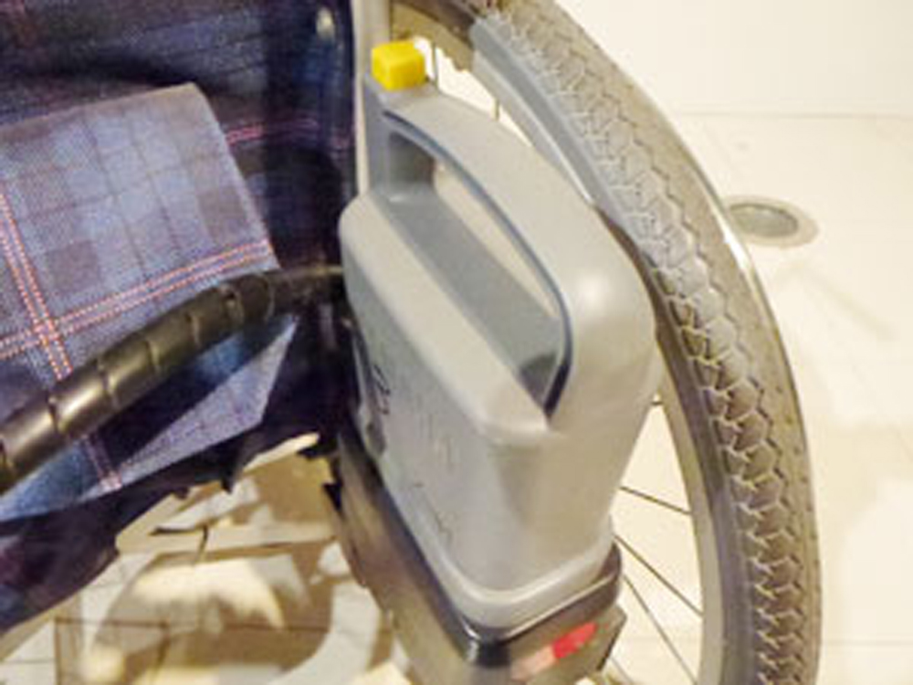 介護用品　車椅子