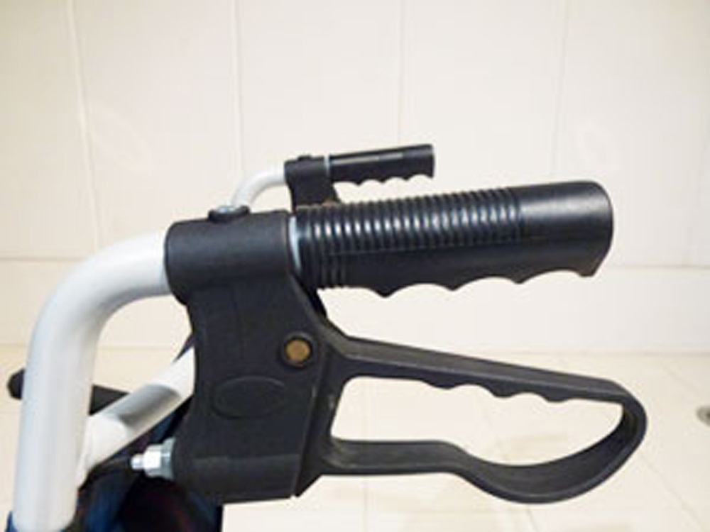 介護用品　車椅子