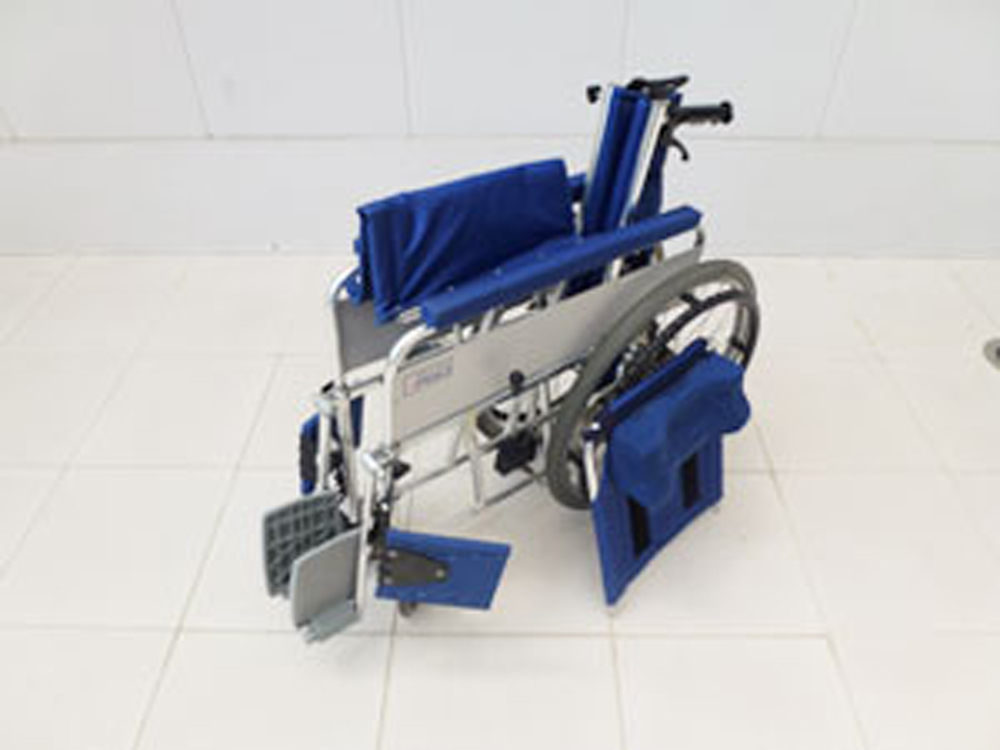 介護用品 車椅子