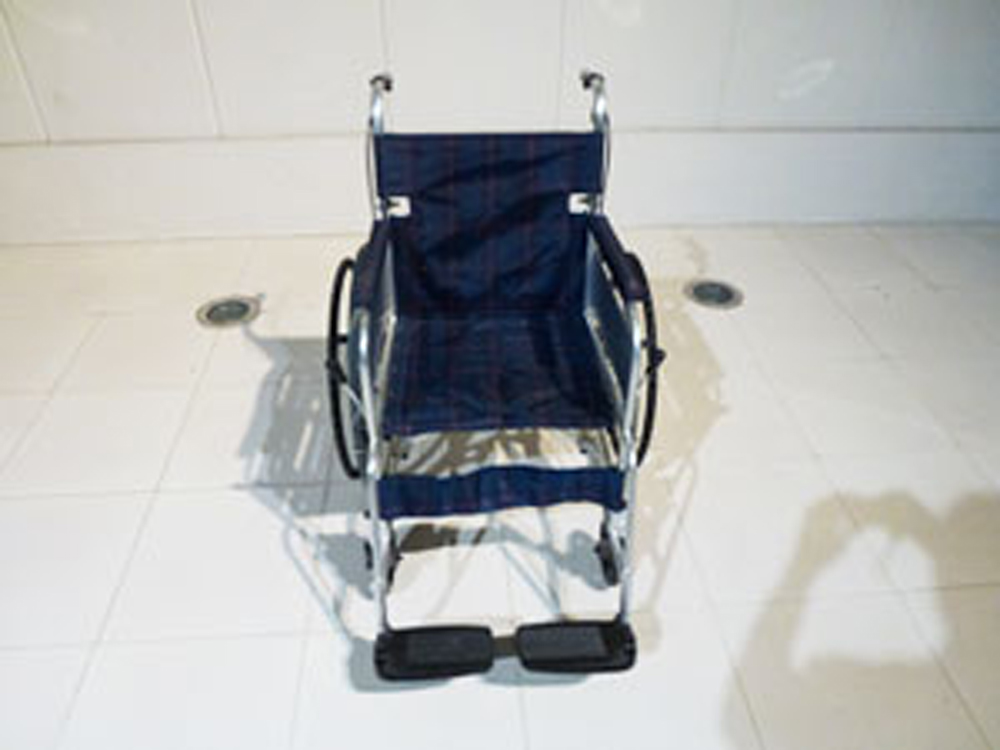 介護用品　車椅子