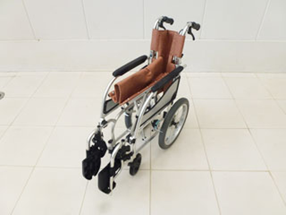 介護用品 車椅子