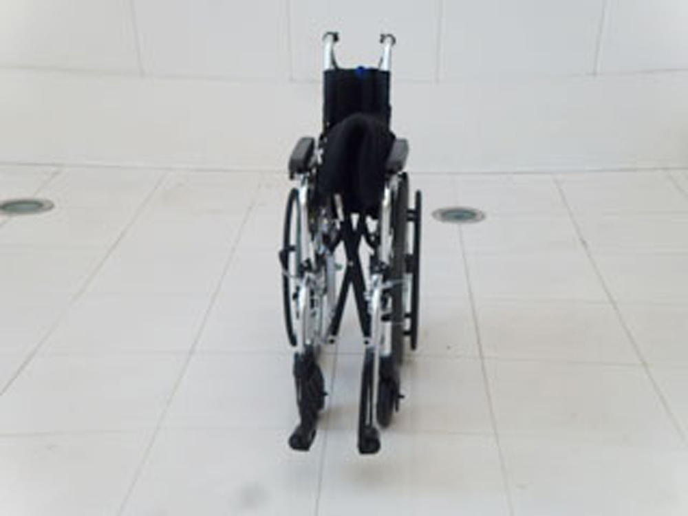 介護用品　車椅子