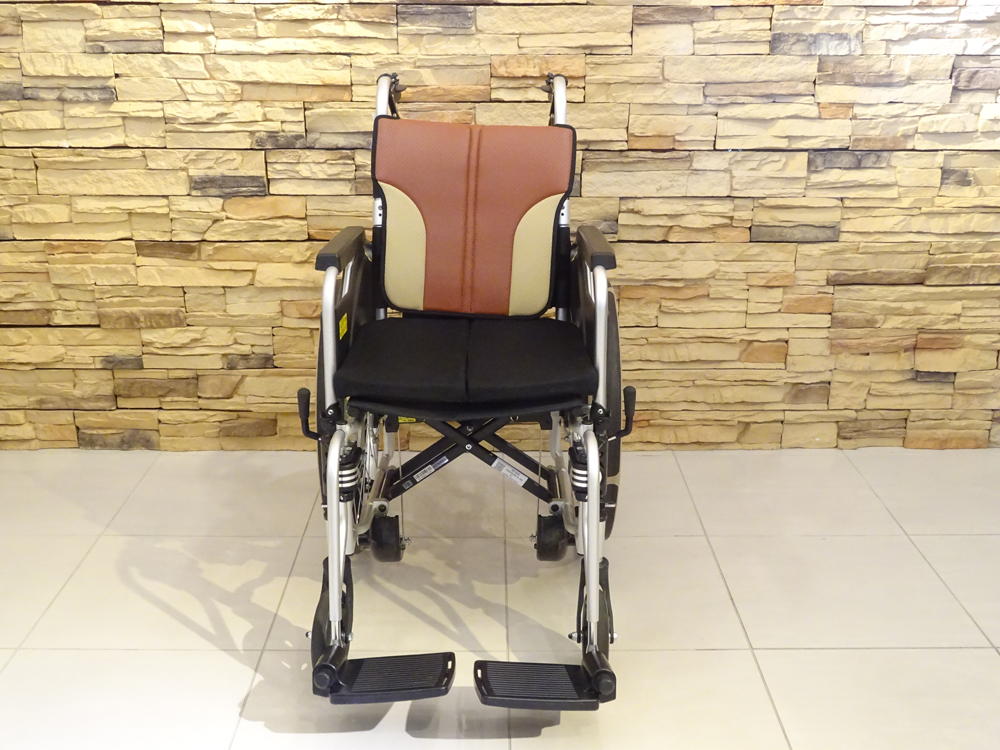 介護用品　車椅子