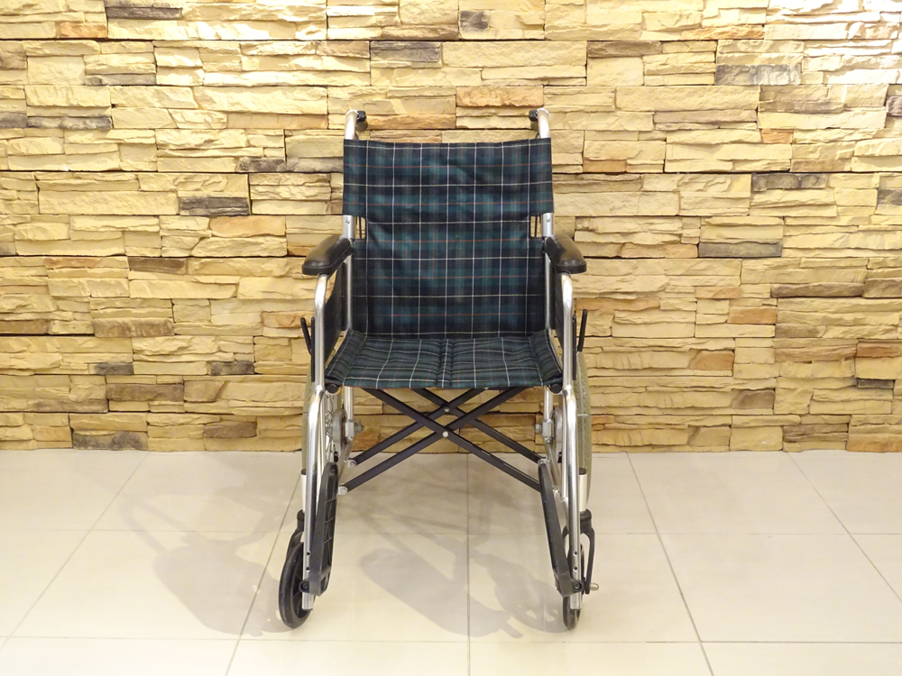 介護用品　車椅子
