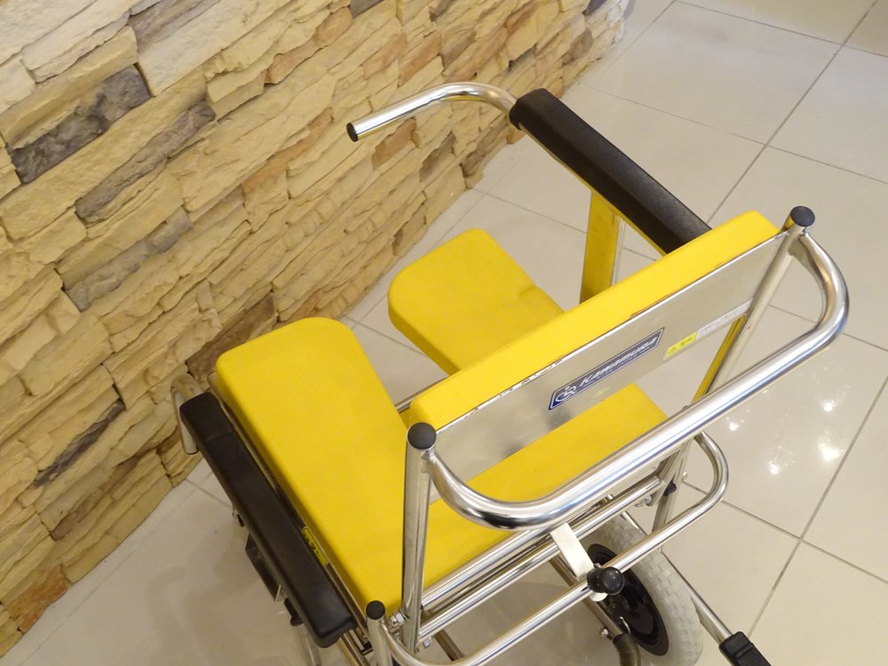 介護用品 車椅子