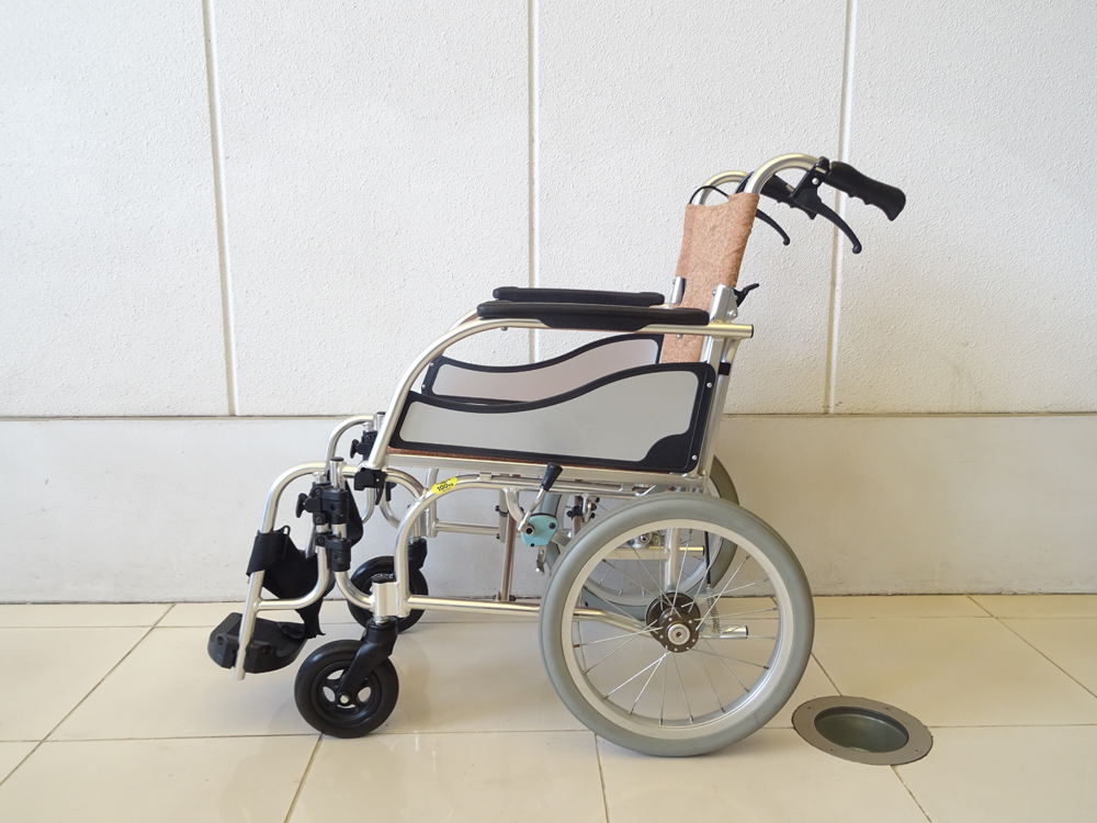 介護用品 車椅子