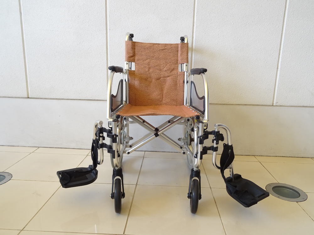 介護用品 車椅子