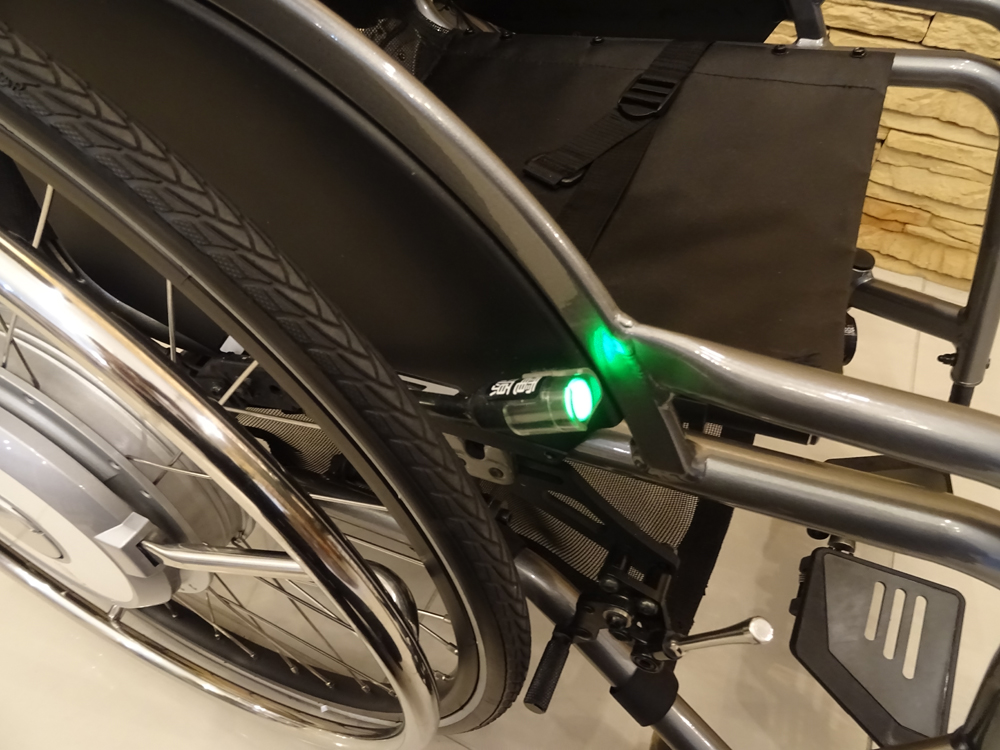 介護用品　車椅子