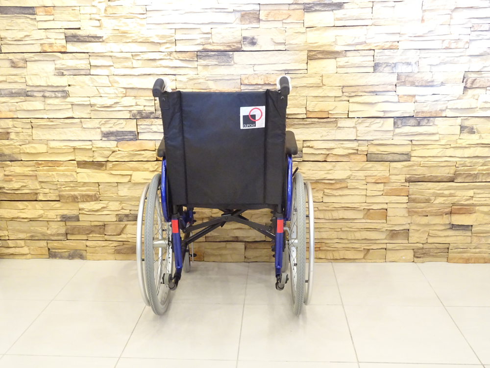 介護用品　車椅子