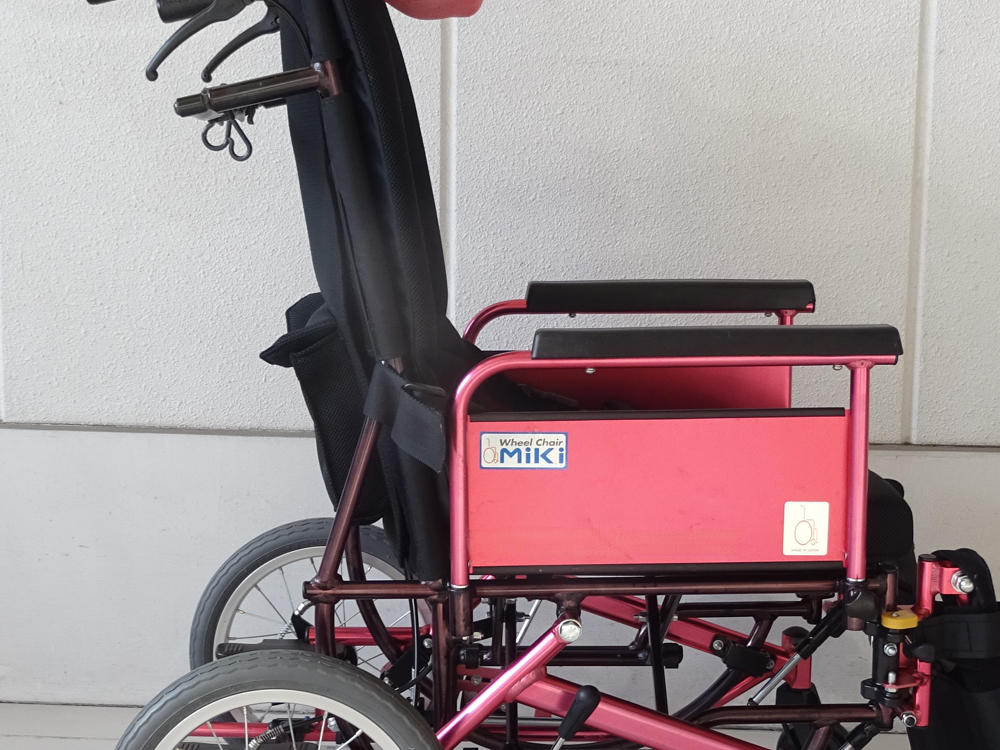 介護用品　車椅子