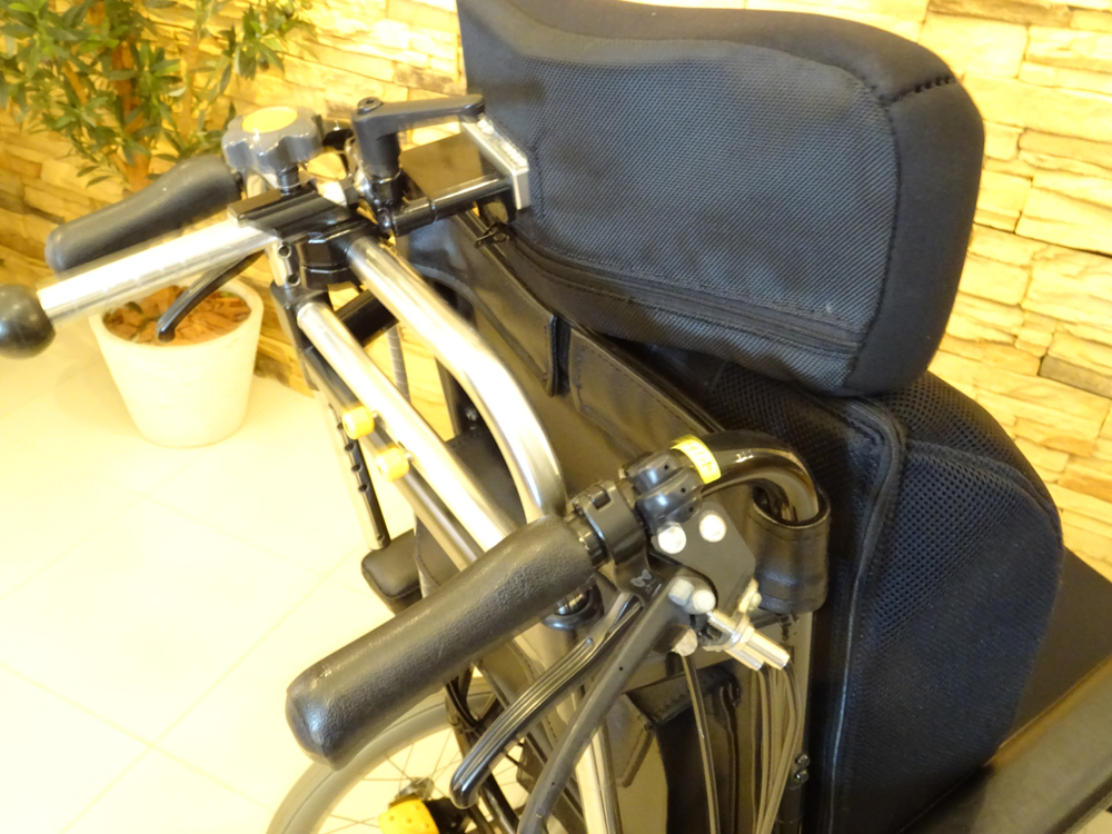 介護用品　車椅子