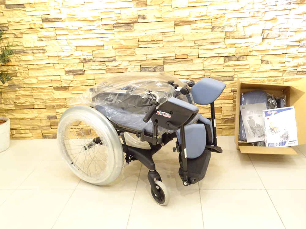 介護用品　車椅子