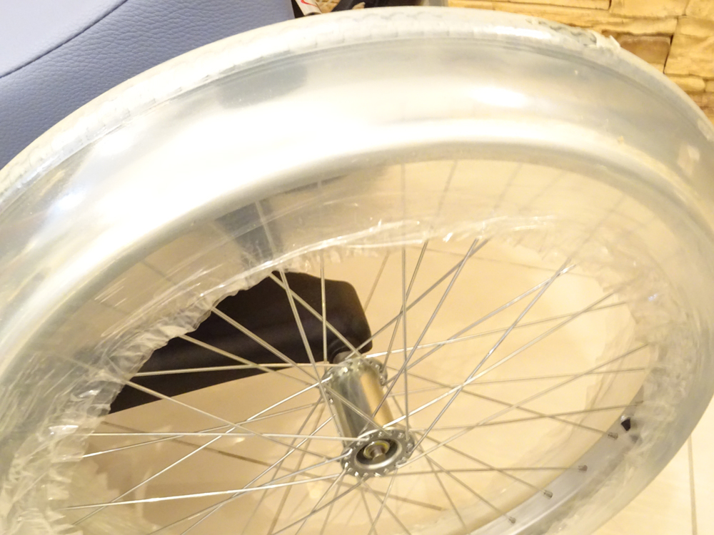 介護用品　車椅子