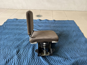 マイクロバス シート 架装 