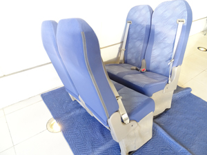 マイクロバス シート 架装 
