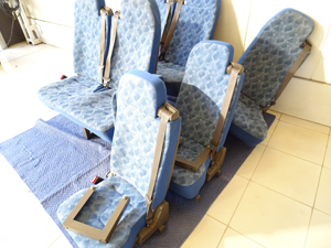 マイクロバス シート 架装 