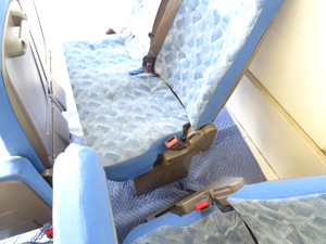 マイクロバス シート 架装 